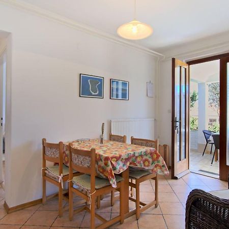 Apartmani Dorita Mali Losinj Ngoại thất bức ảnh