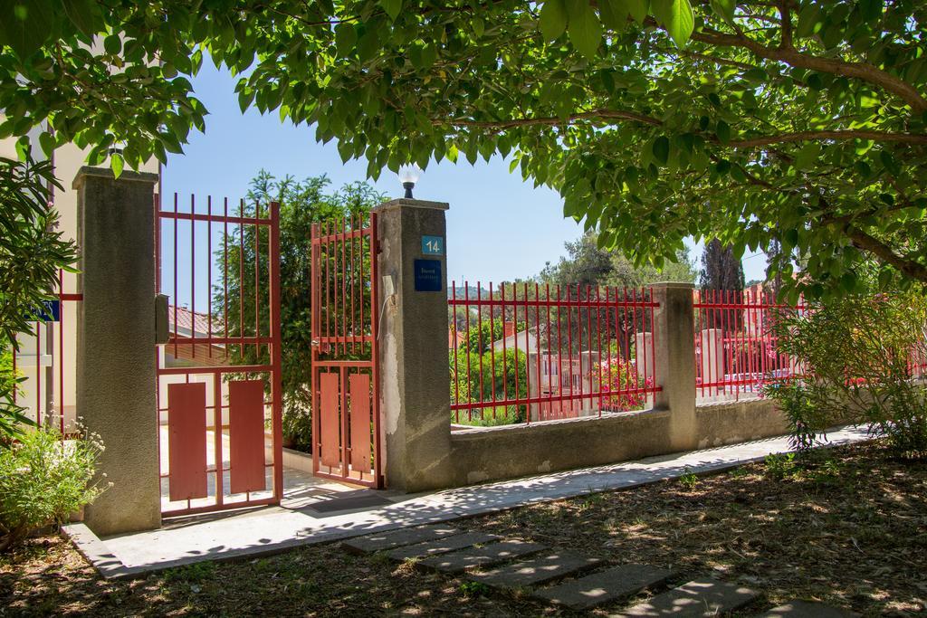 Apartmani Dorita Mali Losinj Ngoại thất bức ảnh