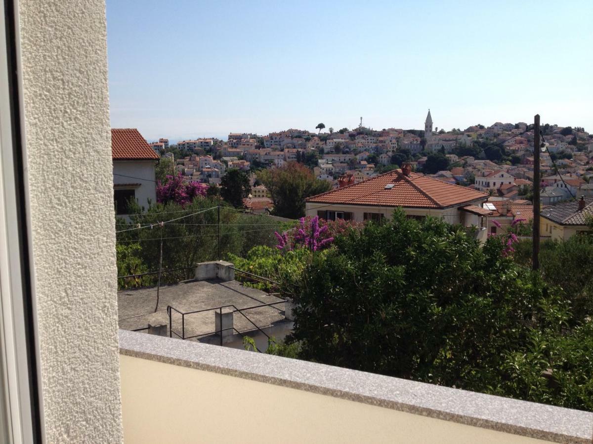Apartmani Dorita Mali Losinj Ngoại thất bức ảnh